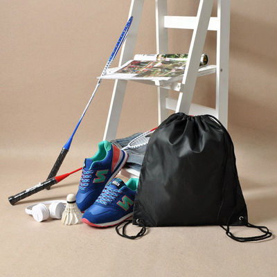 Lingerie πλυντηρίων ενδυμάτων παπουτσιών σακιδίων πλάτης τσαντών Drawstring αποθήκευσης γυμναστικής νάυλον οδηγώντας σακούλα ταξιδιού