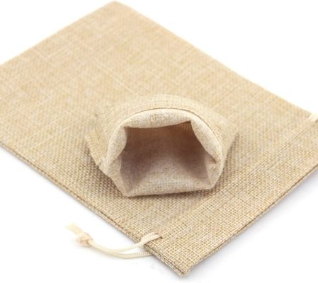 Τσάντες δώρων με Drawstring, Burlap λινού τσάντα Goodies τσαντών καραμελών τσαντών για τη δεξίωση γάμου Χριστουγέννων