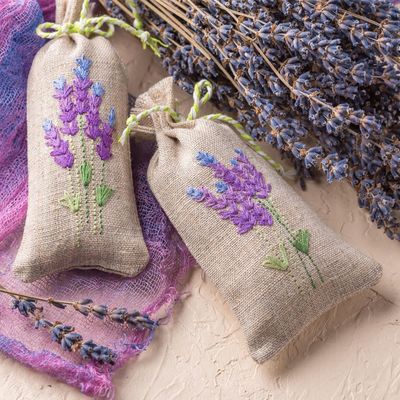 Burlap τσαντών Drawstring η σακούλα λουλουδιών τοποθετεί τις σακούλες κοσμήματος τσαντών δώρων για τη δεξίωση γάμου τεχνών DIY σε σάκκο, ίντσες 5X7