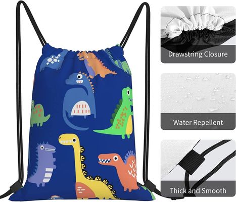 Οι τσάντες Drawstring σακιδίων πλάτης Drawstring για τις τσάντες σειράς χορού γυμναστικής Teens αγοριών κοριτσιών παιδιών συσσωρεύουν τους αδιάβροχους δεινοσαύρους