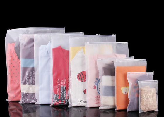 BPA ελεύθερες συσκευάζοντας τσάντες ταχυδρομείου PE ενδυμάτων σαφείς πλαστικές για τον ιματισμό